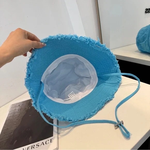 Jacquemus Hat - Picture 7 of 8